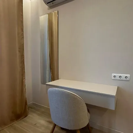 студія біля аркадії парк море 5 хв Apartment Odesa