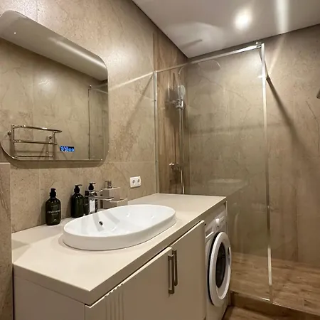 Apartment студія біля аркадії парк море 5 хв Odesa